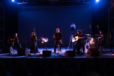  immagine 5 novembre: Nidi d’Arac // LIVE